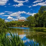 Smarthotel Schmid - Restaurant & Bar Inhouse - Naehe Schlossteich Sitzenberg