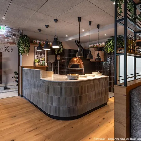 Smarthotel Schmid Hotel