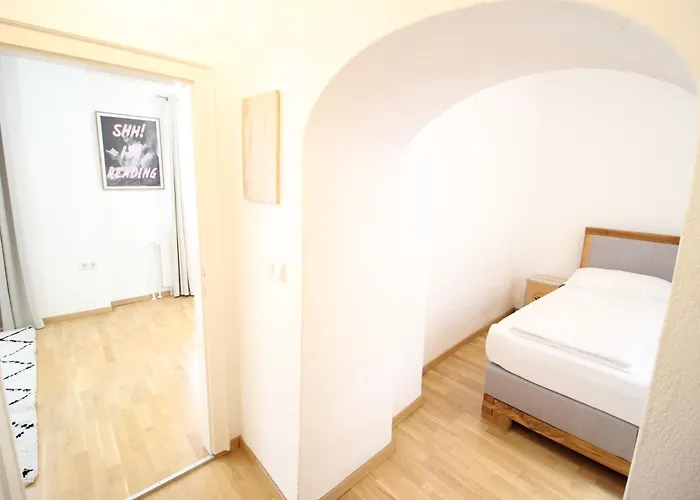 Smarthotel Schmid - Restaurant & Bar Inhouse - Naehe Schlossteich Hotel Sitzenberg