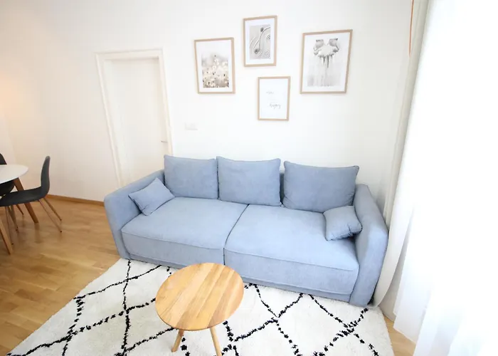 Smarthotel Schmid - Restaurant & Bar Inhouse - Naehe Schlossteich Hotel *