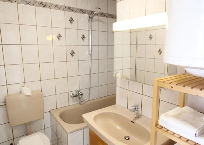 Smarthotel Schmid - Restaurant & Bar Inhouse - Naehe Schlossteich Sitzenberg